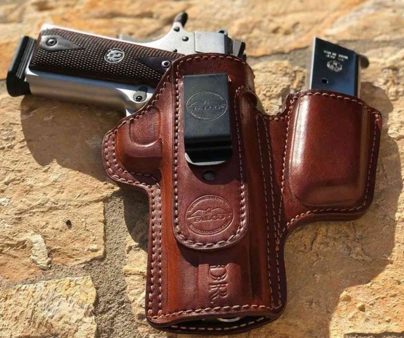 BELLY BAND Concealed Carry W/ Mag Pouches & Holsters Anti-Sweat HOLDS 3 HANDGUNS 