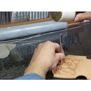 Exkluzivní ručně vyřezávané kožené opaskové pouzdro - Basket Weave