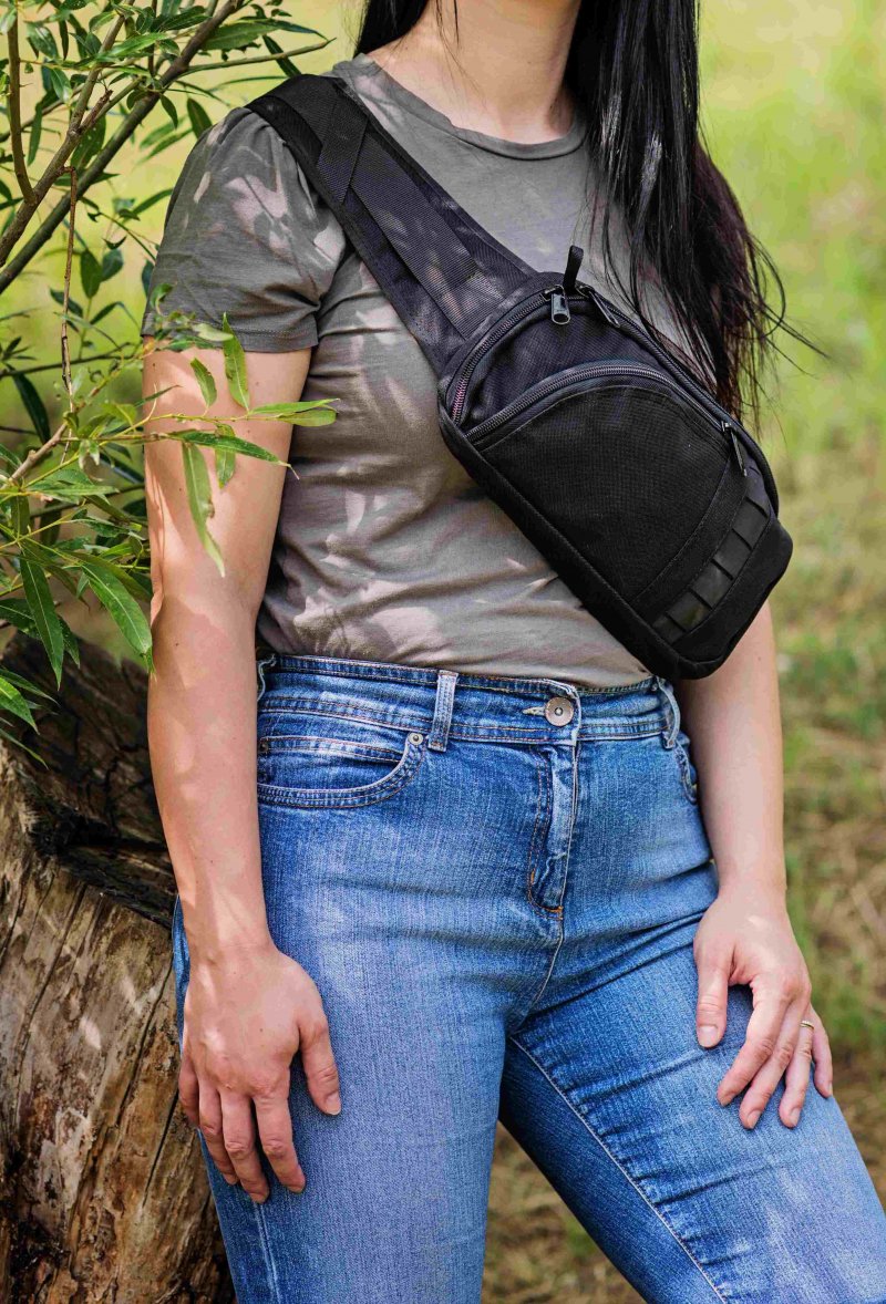 Simple CrossBody bag for concealed gun carry
