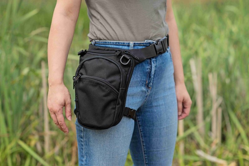 Simple concealed gun bag drop leg carry | Falco
