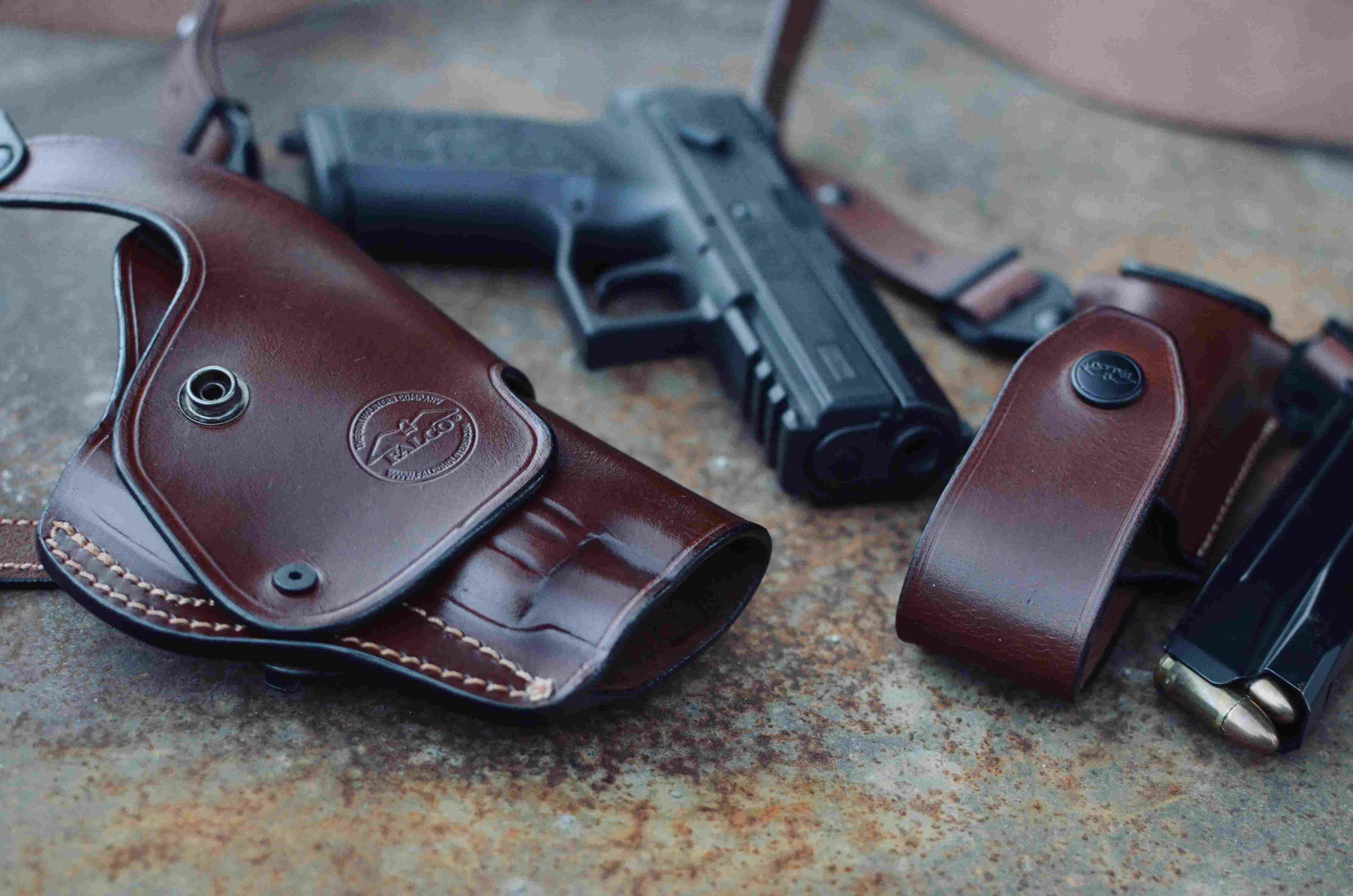 Shoulder Holsters for Concealed Carry - ROTO