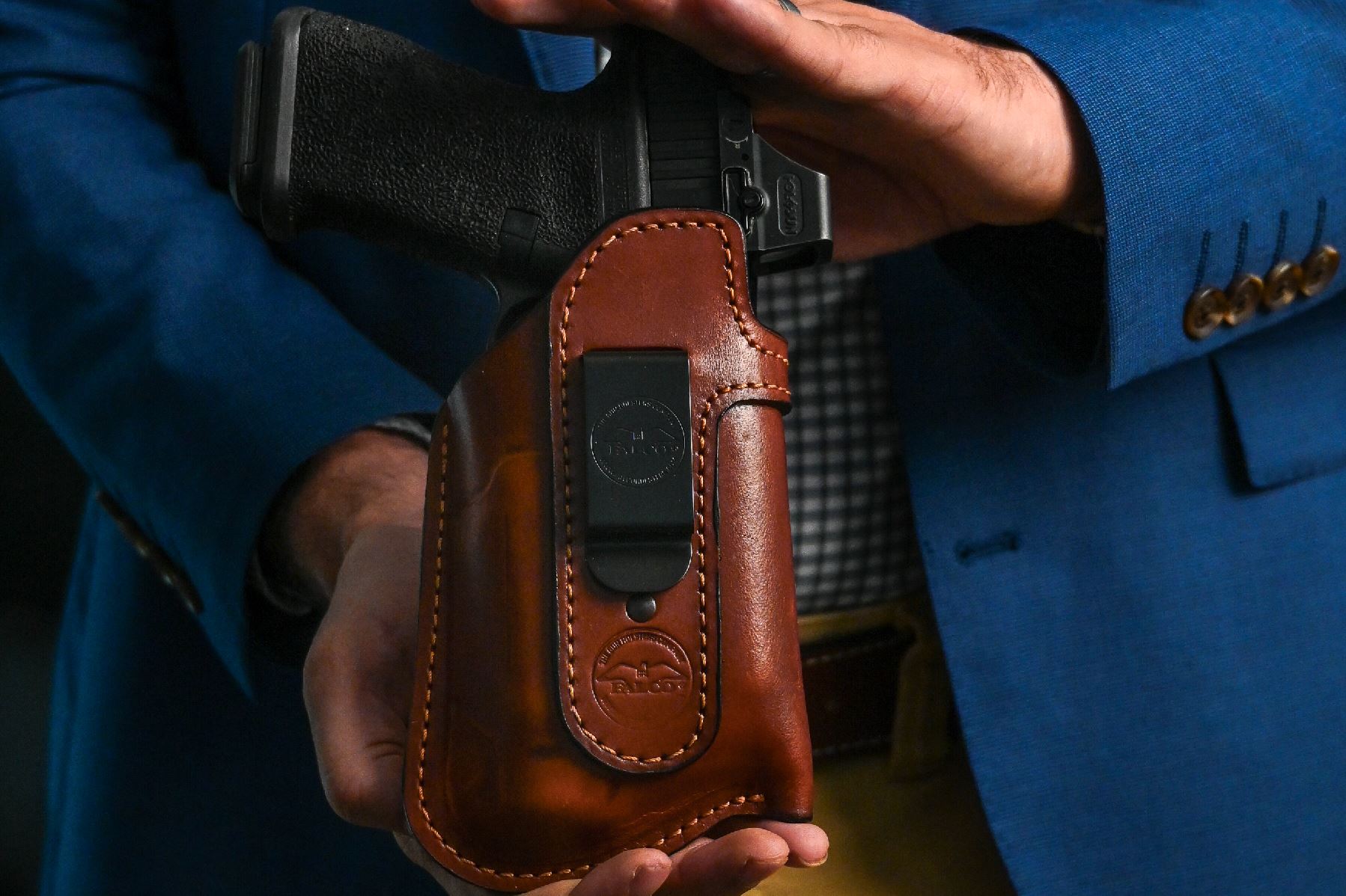 Leather IWB Holster with steel clip
