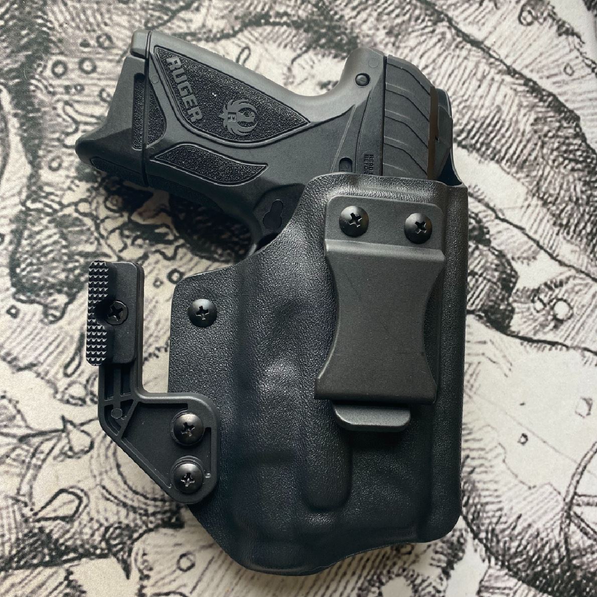 Kydex Pistol Holster with claw