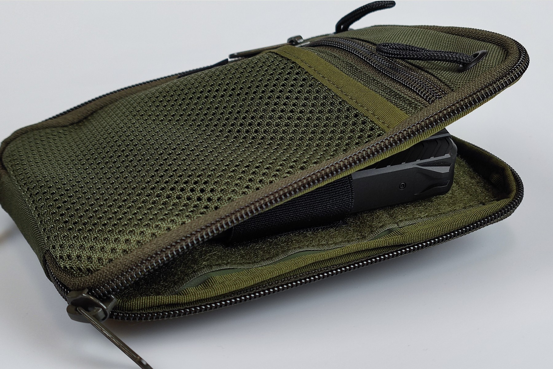 Paddle holster pouch