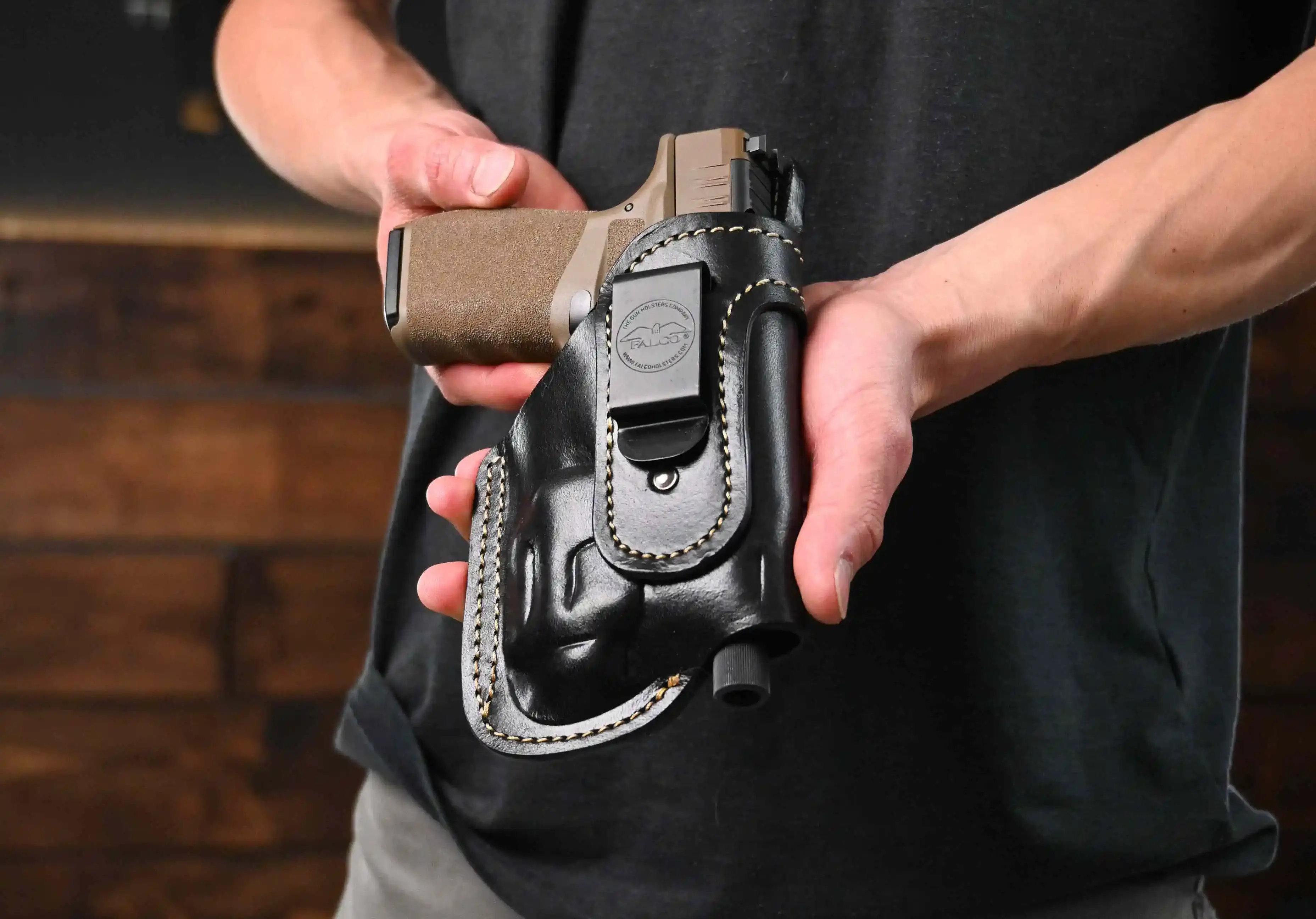 Gun holster hand-made for Springfield Hellcat Pro