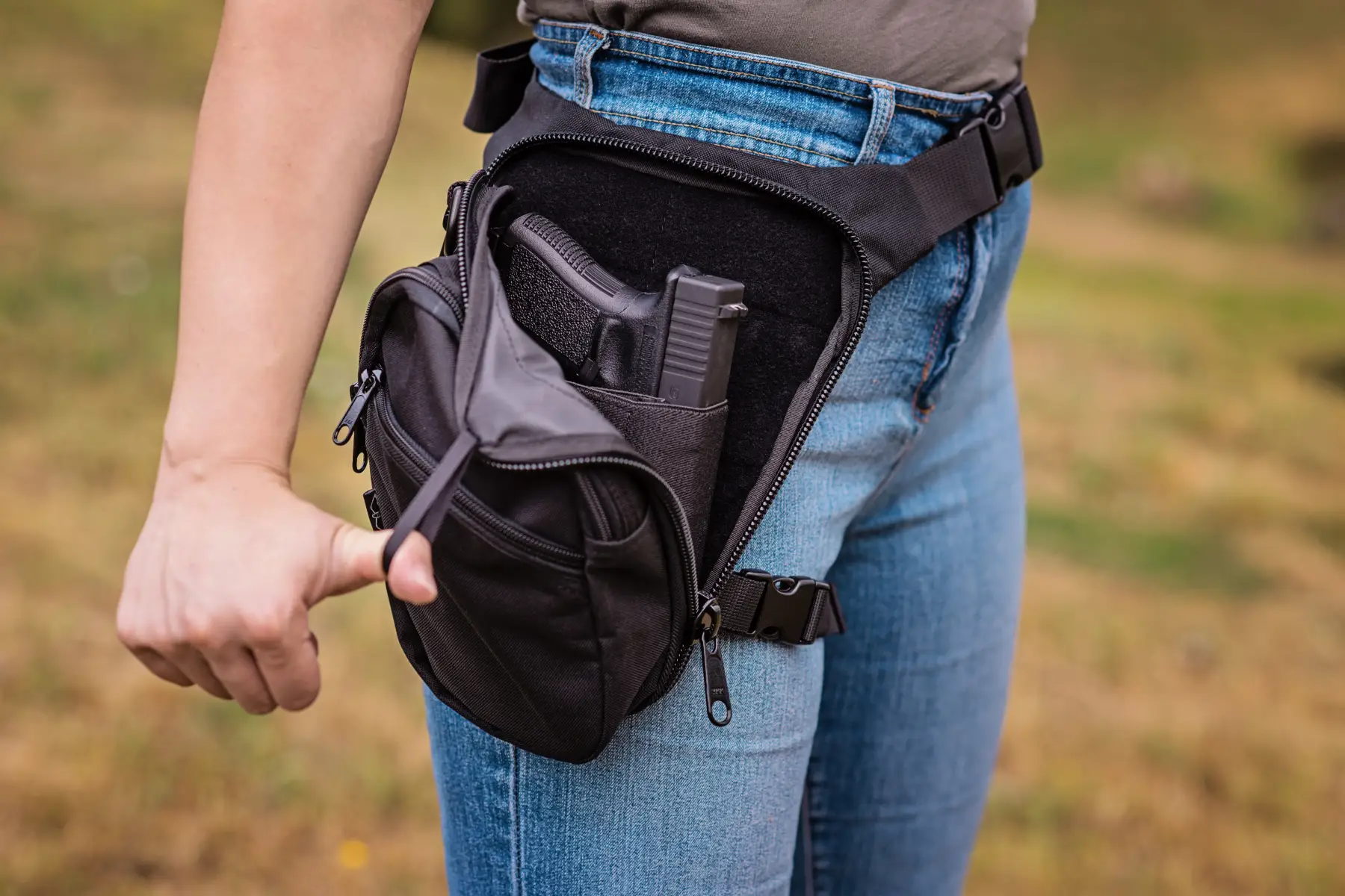 Concealed carry drop leg bag hotsell